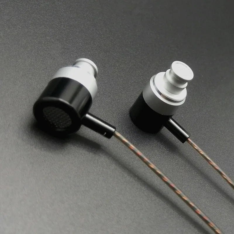 RY1X enthusiast bass ear earphones All metal manufacturing 10MM shocking sound quality HIFI 5N crystal copper wires earphone | Электроника