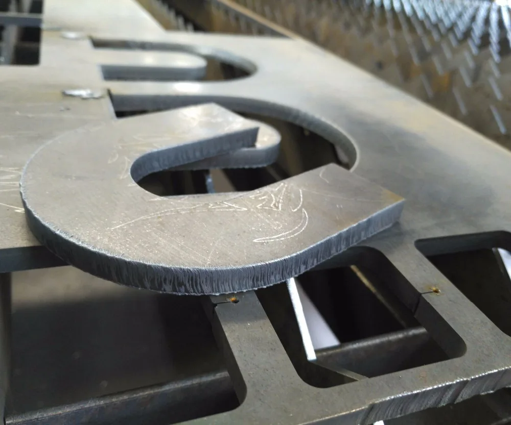 CNC высокой четкости плазменной резки машина с CE/стальная пластина 1500*3000 мм |