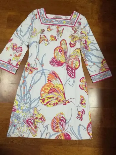 Женское трикотажное шелковое платье повседневное белое с квадратным вырезом и