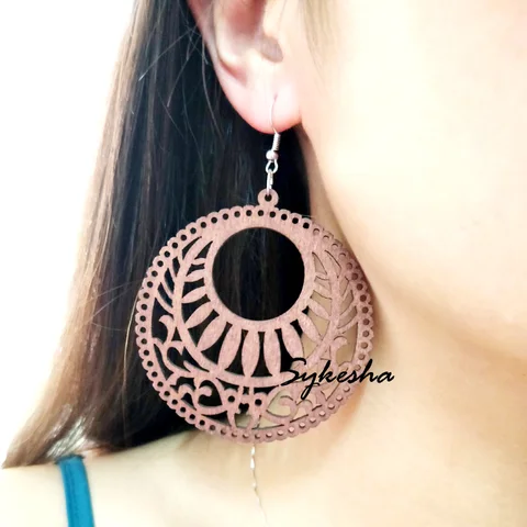 Женские деревянные ювелирные серьги с лазерной резкой и листьями дерева