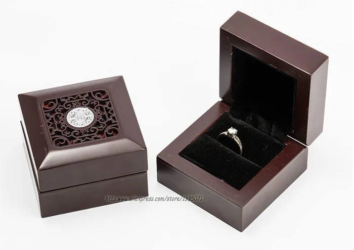 Ring Box Высокое качество Красный окрашенные деревянные кольца коробка кулон держатель ожерелье Упаковка Чехол Коробка для ювелирных изделий браслет для хранения - Цвет: Ring Box