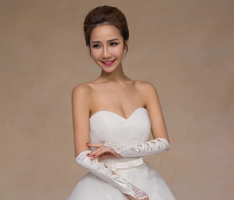 

Bridal gloves new satin crystal lace hook white wedding gloves cheap wedding accessories wholesale