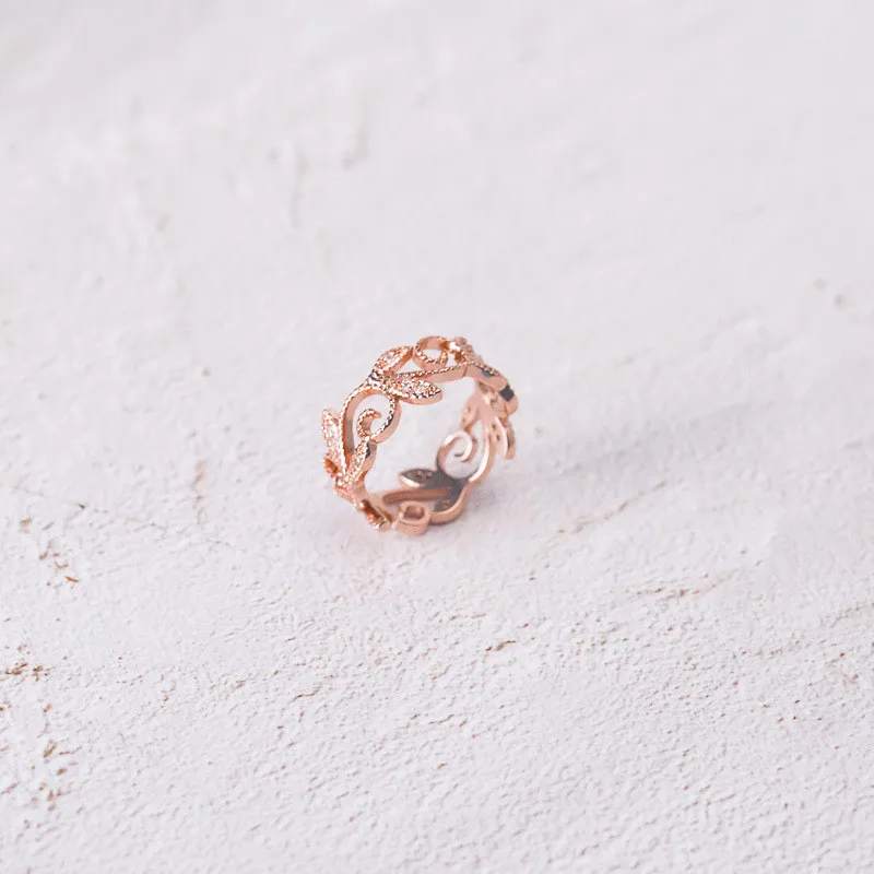 

1 PC Creative vine leaves ladies zircon ring Fashion OL party cocktails tail ring jewelry Rose gold and silver