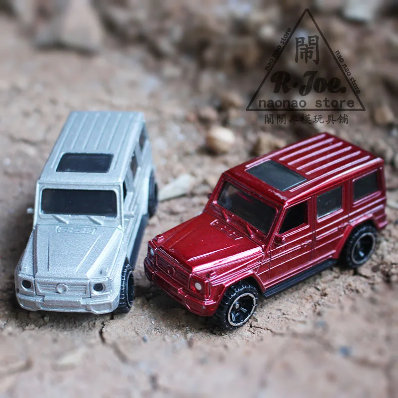 1: 64 сплава модели автомобиля спортивный автомобиль серии Benz G65 Внедорожник 2 шт