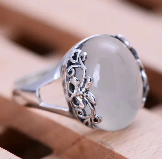 

Silver Jewelry Wholesale 925 Sterling Natural White Jade Pulp Individuality Ring Shipping