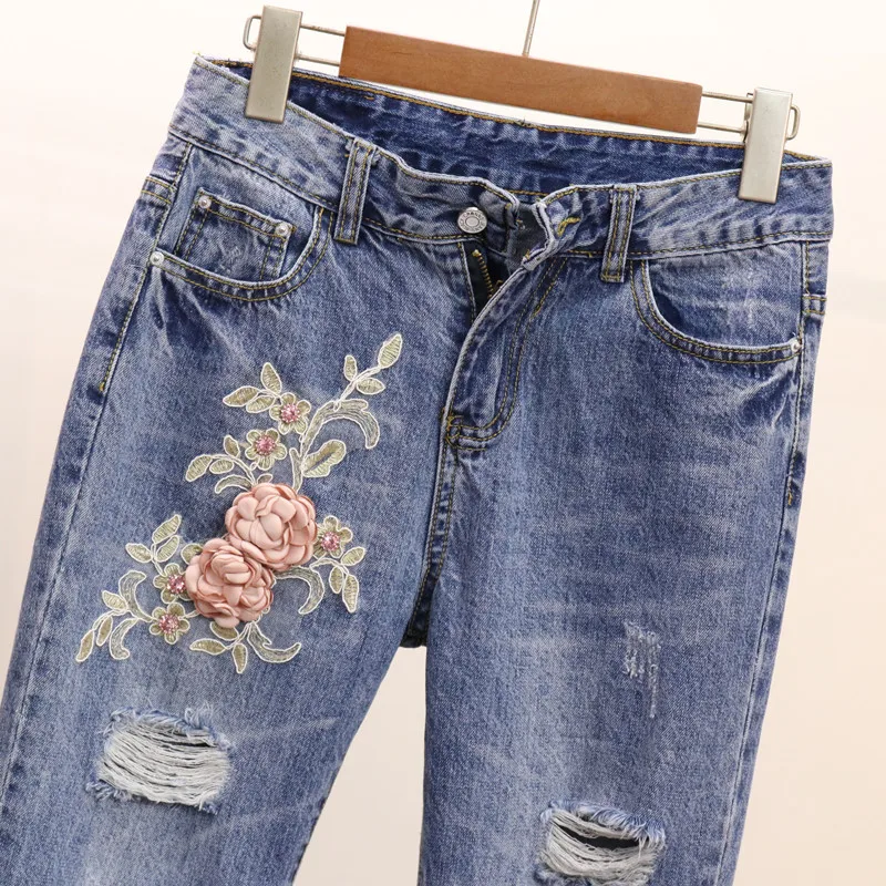 Женский комплект из 2 предметов футболка с объемным цветком и джинсы|Спортивные