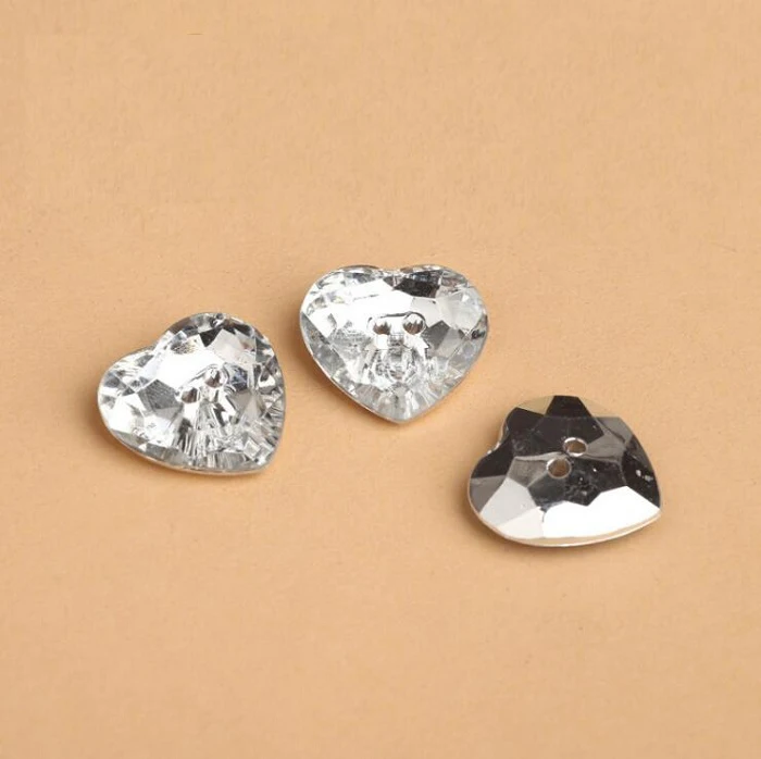 Пуговицы акриловые прозрачные в форме сердца с двумя отверстиями 12 5 мм|Пуговицы|