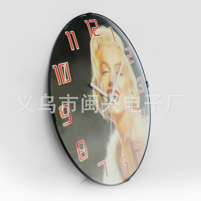 Yiwu watches manufacturers wholesale fashion star clock face classic commemorative arch side of the glass wall |