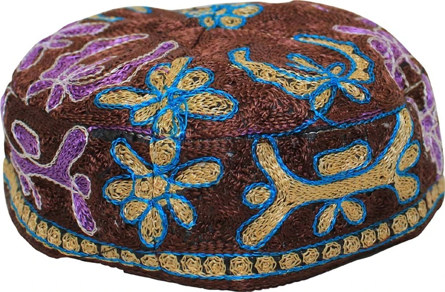 60/62 см вышитая КИППА |