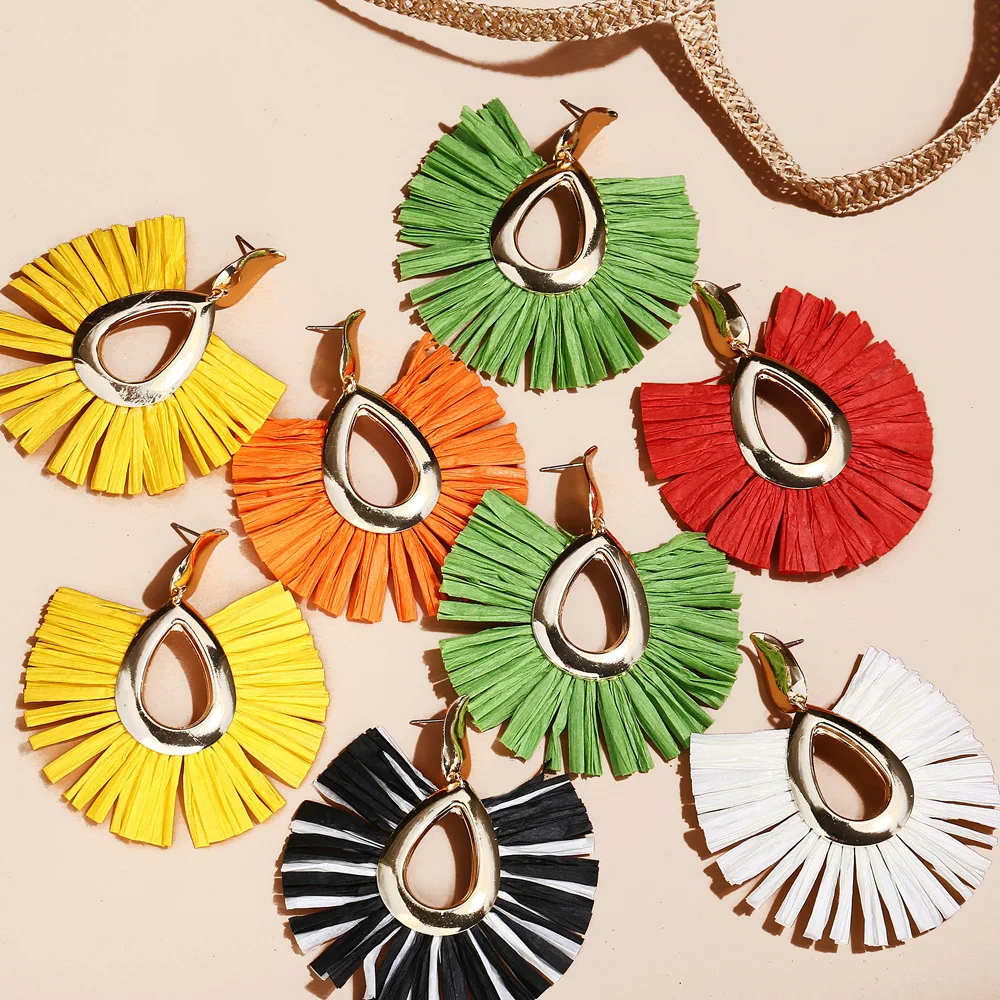 Женские полукруглые серьги в богемном стиле эффектные этнические из смолы 2021 |