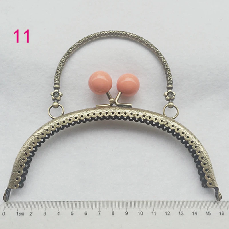 16 см женская сумка металлическая застежка с конфетным цветным шариком пряжка для