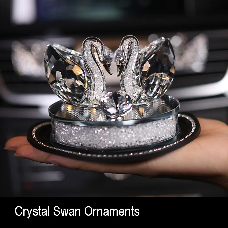 Swan Ornaments Блестящий хрустальный орнамент, подвеска для автомобиля, стразы для женщин и девочек, пепельница для автомобиля, держатель для телефона, чехол на руль, алмазная коробка для салфеток в автомобиле - Название цвета: Swan Ornaments
