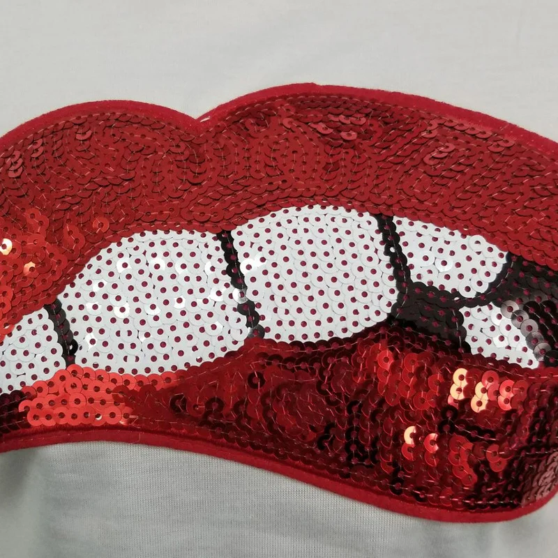 Комплект из двух предметов шорты футболка укороченный топ с блестками и рисунком