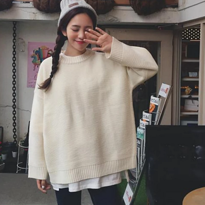 Женский свитер с длинным рукавом однотонный теплый круглым вырезом на осень и