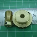 2 компл./лот 0,5 пресс-форм 71 зубьев 1: 71 нейлон червячная Шестерни+ Медь Червь Стержень игрушка «сделай сам» Запчасти- Шестерни внутреннее отверстие: 21,8 мм
