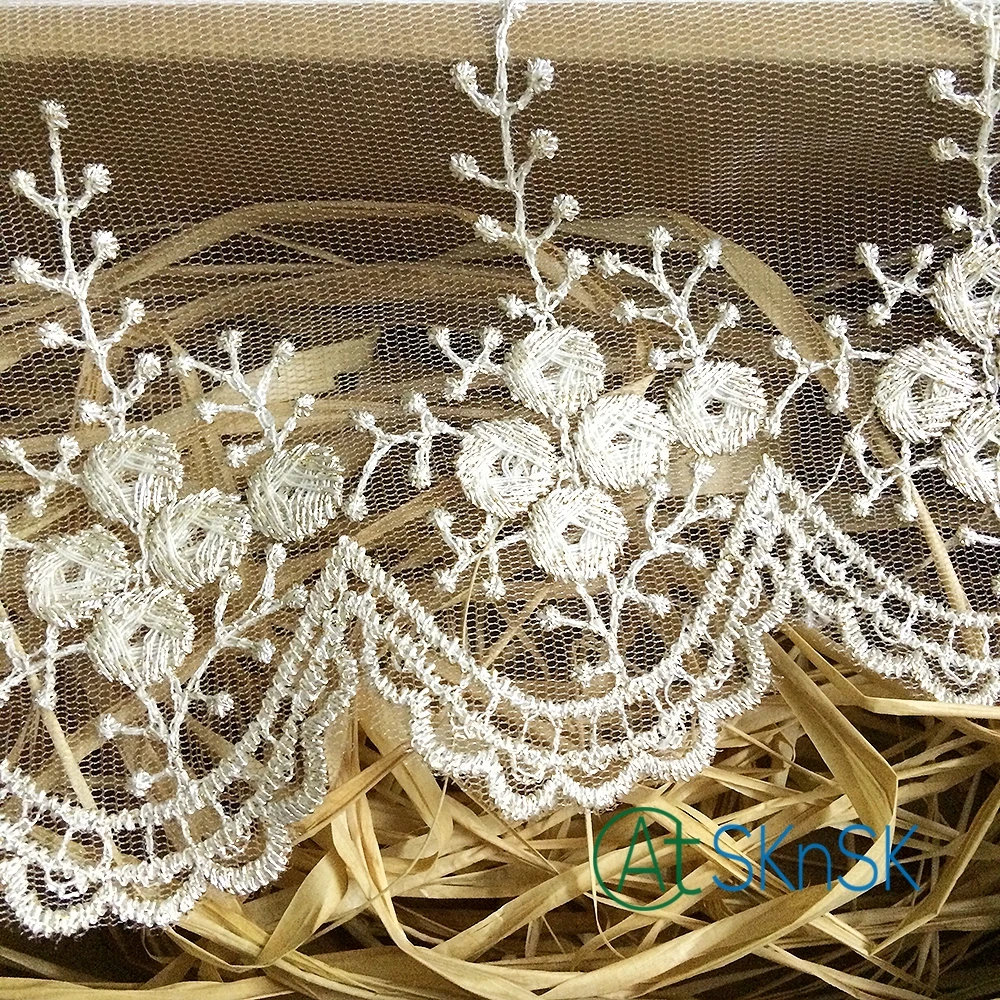 

50 yards/lot 14cm wide black/white color mesh lace trims with gold embroidery egde for garment gown accessory DHL Shipping