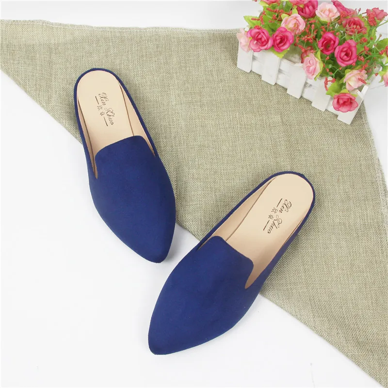 Женские босоножки с острым носком черные шлепанцы на плоской подошве большой