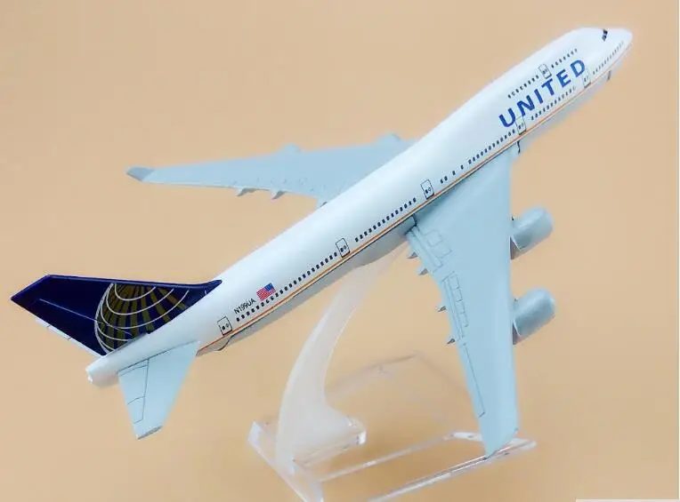 Модель самолета авиакомпании American Air United Airline металлический сплав 16 см