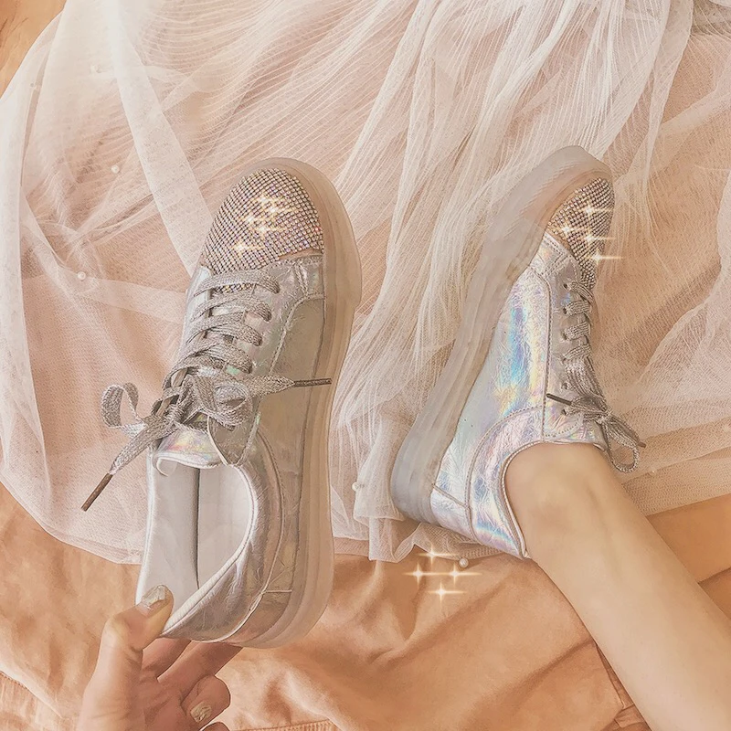 2019 тренд хит сезона Повседневная хип-хоп обувь для студенток С украшением в виде