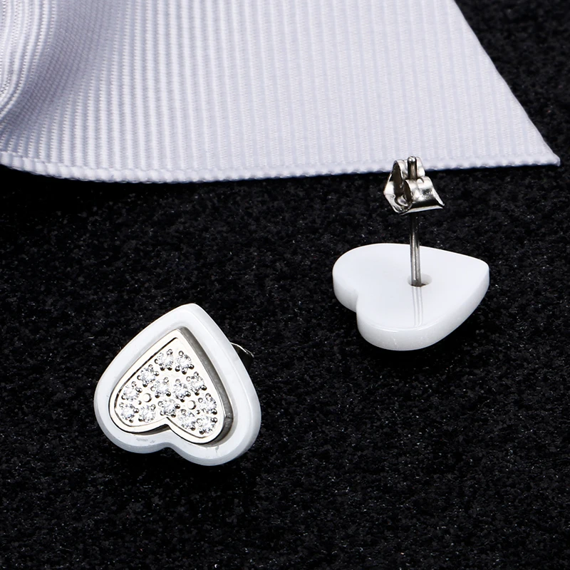 2017 New Black White Ceramic Imitation Bright Crystal Rhinestone Elegant Peach Heart Stud Earrings Steel Fashion Jewelry Women | Украшения