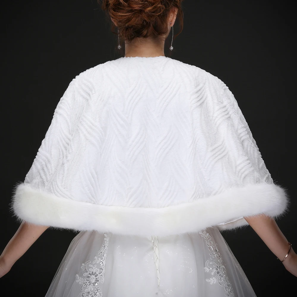 Elegant No Collar Fine Stripe Faux Fur Wrap Poncho With Button Solid Imitation Mink Hair Women Jacket | Аксессуары для одежды