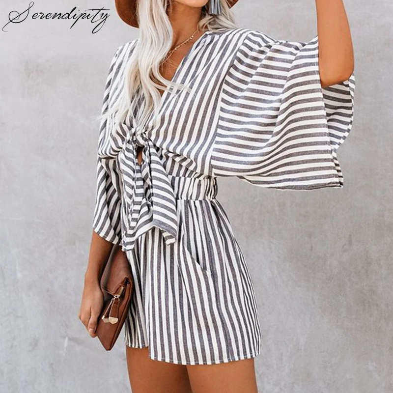 Женский хлопковый комбинезон в полоску свободный пляжный короткий с глубоким V