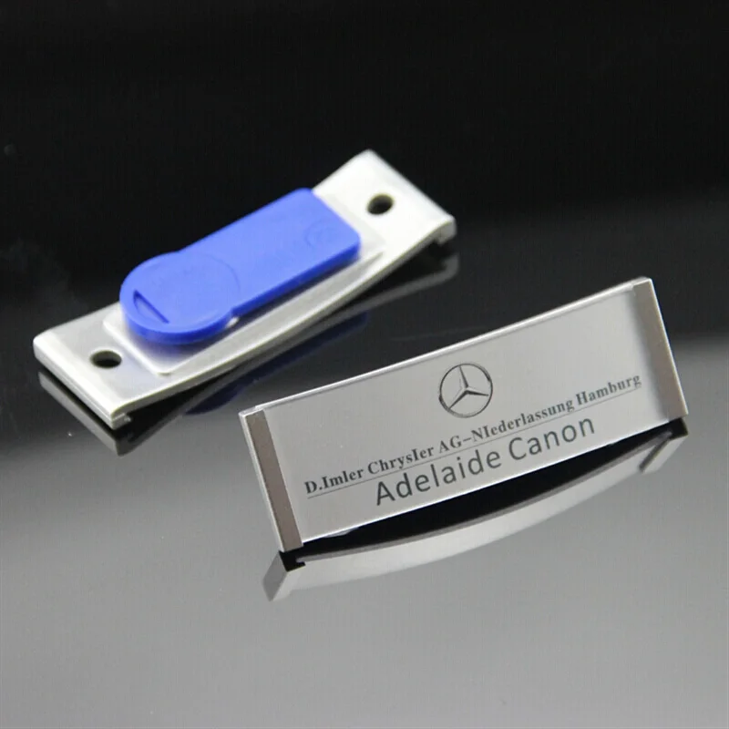 matte silver 63*22 мм цветная Магнитная стильная бирка с именем, металлическая прочная Магнитная бирка с именем ID, держатель с креплением, бумажная вставка для карт - Цвет: matte silver