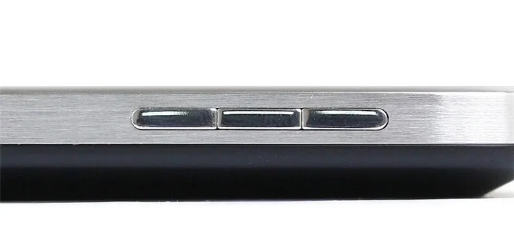 Blackberry Bold Touch 9900 Оригинальный Разблокирована WCDMA 3 Г Смартфон QWERTY Клавиатура 2.8