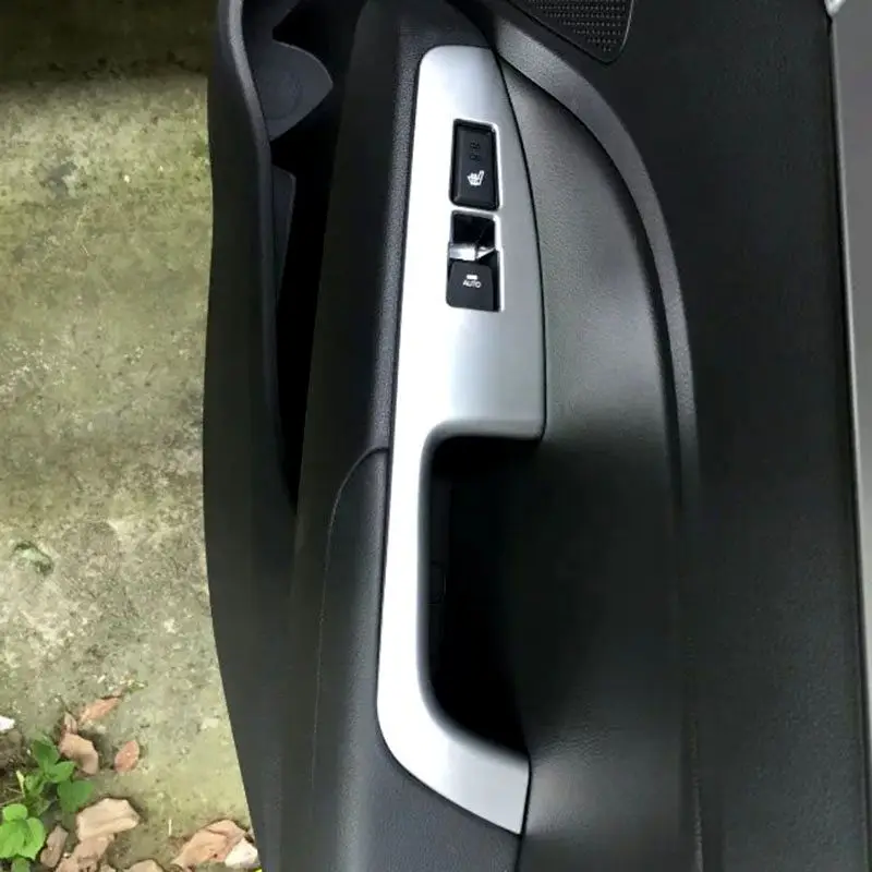 Хромированная накладка на подлокотник для внутренней двери Hyundai Elantra 2016 / Avante 2015 4