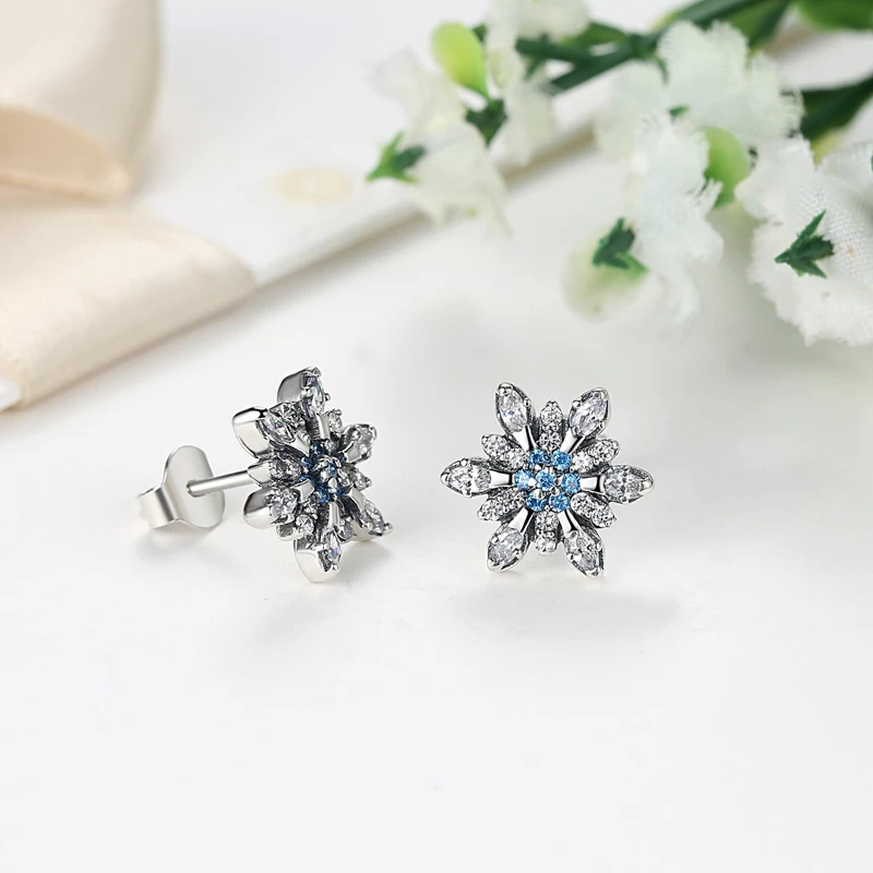 Аутентичные стерлингового серебра 925 Серьги гвоздики кристаллизуют Снежинка