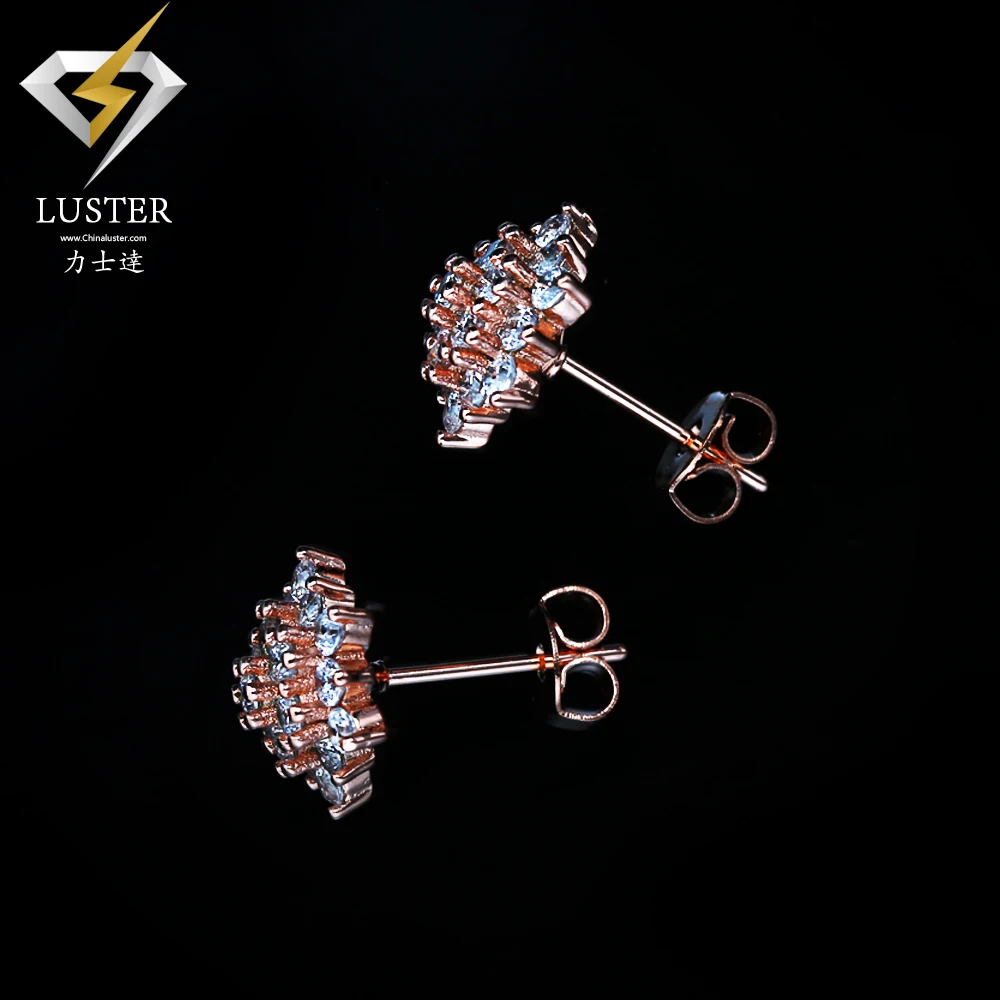 Модные яркие серьги гвоздики в форме цветка с кубическим цирконием желтое