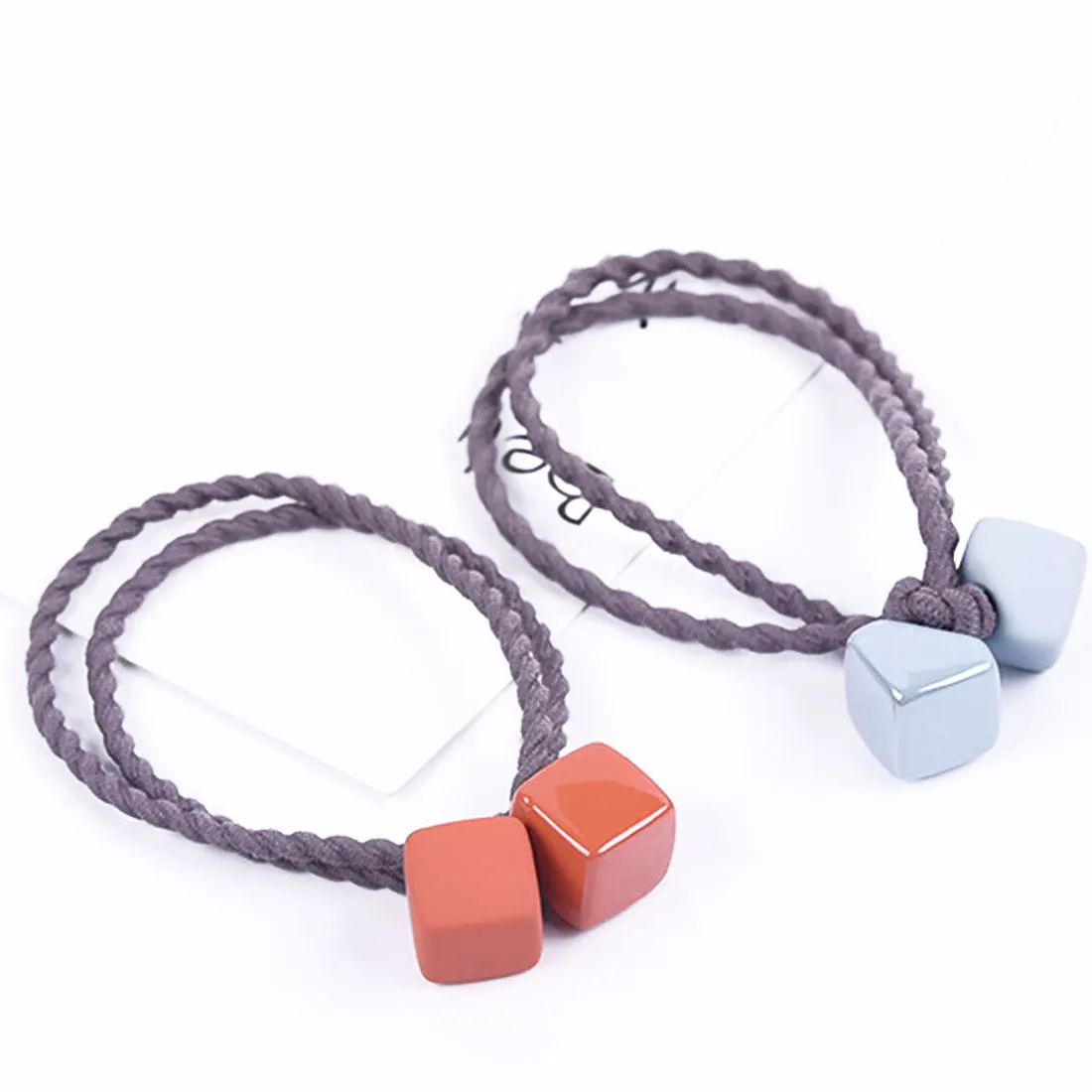 

Небольшой свежий повязка на голову квадратным волос круг студент лента для волос простой личности дикий глава ювелирные изделия