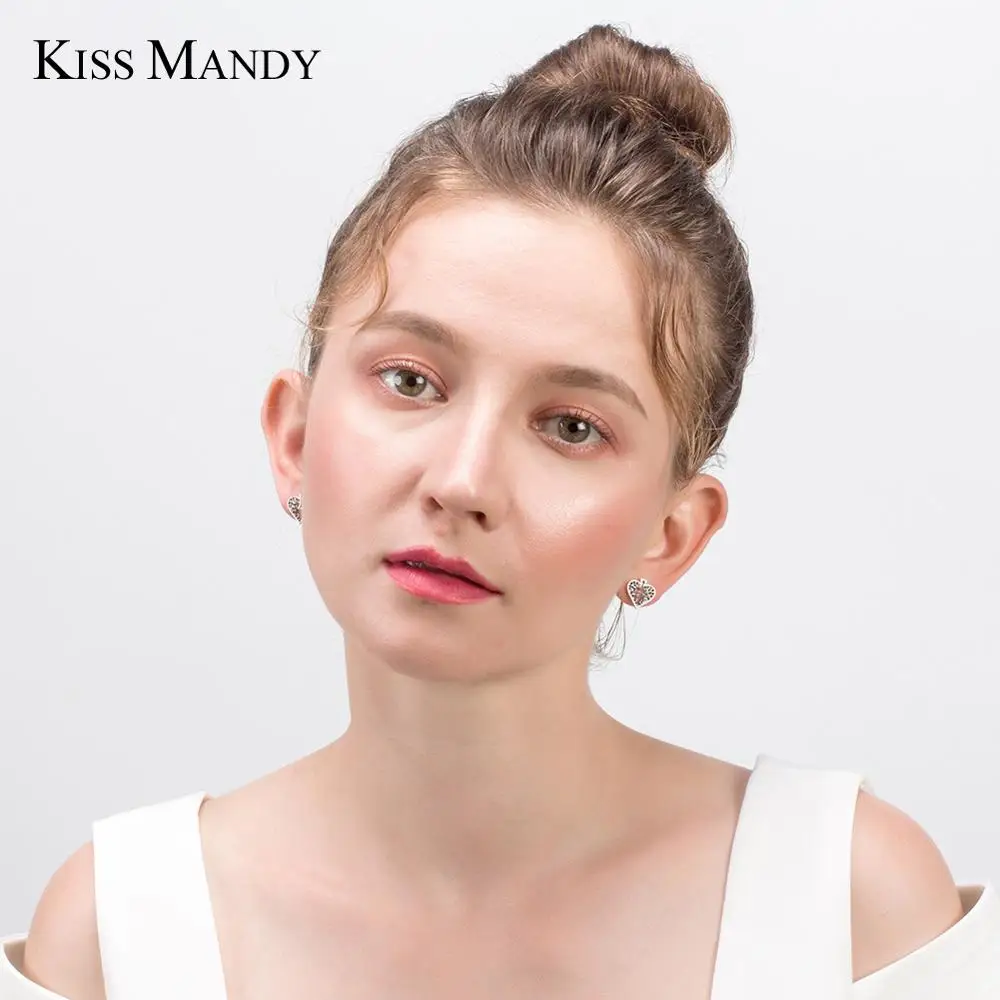 Покерная форма Kiss Mandy серьги пусеты с крестиком черные AAA циркониевые для
