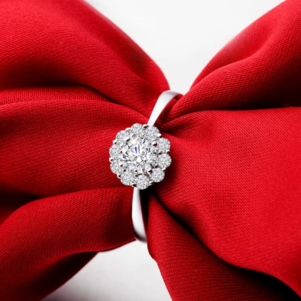 Обручальное кольцо для женщин с кубическим цирконием сердца и стрелки круглый