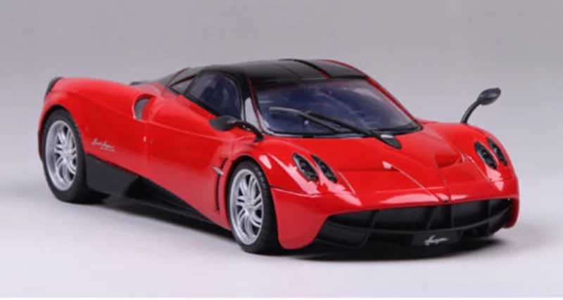 Детские литые игрушки, машинки, 1:18, масштаб 1/18, сплав, 1/18, масштаб, Pagani, литье под давлением, красный цвет, Гоночная машина, модель, игрушки, коллекция, подарок