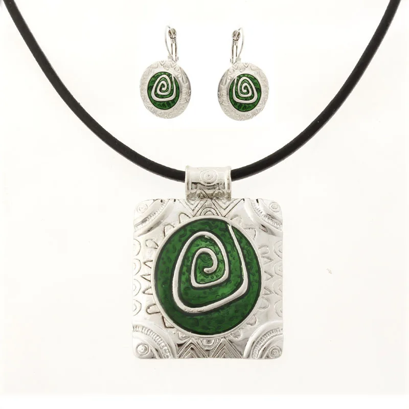 Квадратные ожерелья покрытые эмалью кожаный шнур цепочка со спиральной