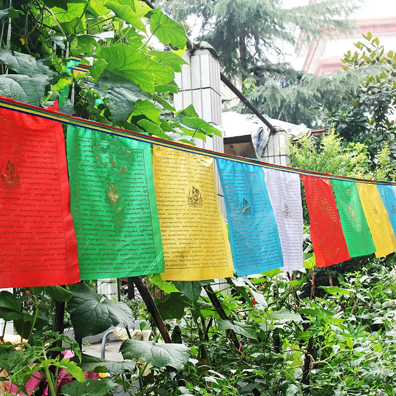 Tibet Shining Golden Words 21 Tara Buddhist Scripture Flags Delicate Printing Colorful Silk Prayer with 4 Colors Flag | Дом и сад