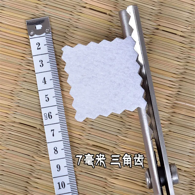 7MM Triangle Швейные ножницы по индивидуальному заказу мини Zig Zag ножницы для шитья Сталь круглый шитье ткань ножницы для шитья аксессуары 2/3/4/5/7 мм 23*8,4 см - Цвет: 7MM Triangle