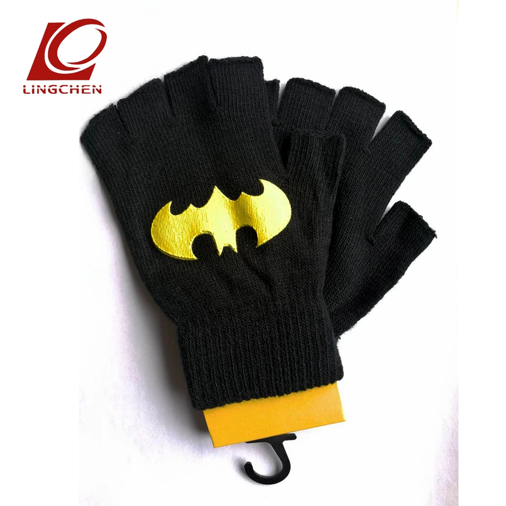 Популярные осенне зимние теплые трикотажные перчатки унисекс с рисунком Бэтмена