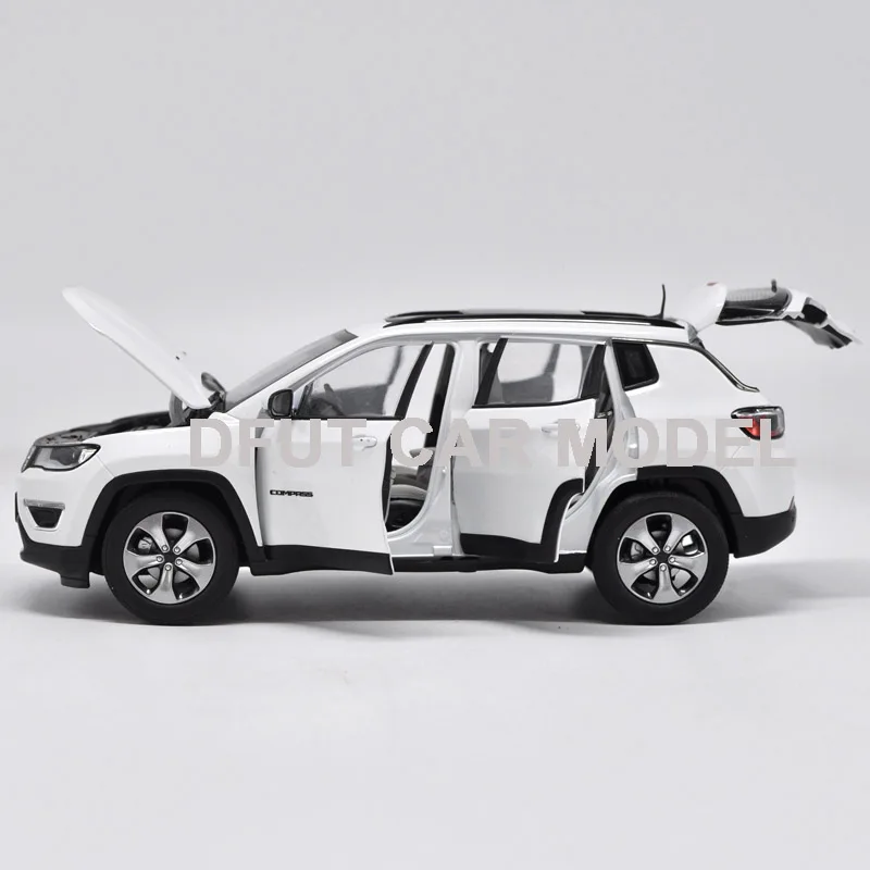 1:18 Модель спортивного автомобиля из сплава компас детские игрушечные автомобили