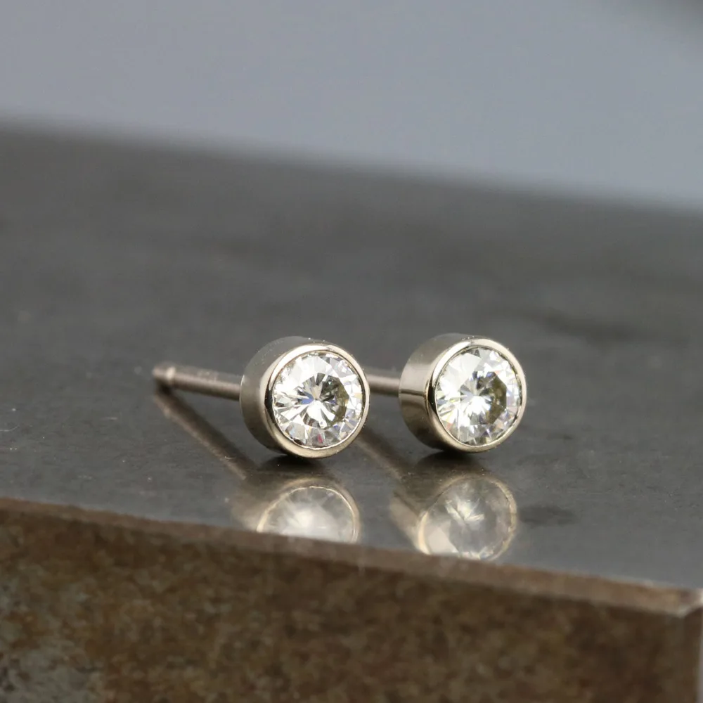 Твердые 14 к белое золото 0.5ct 1ct EF Push Back серьги-гвоздики Тест Положительный Муассанит алмаз для женщин