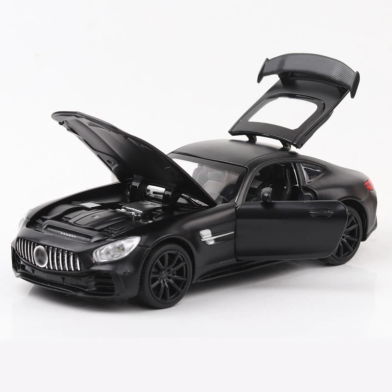 Black GT 1:32 Scale Alloy Sport Car Model Hot AMG GT GTR Diecast Vehicle Wheels Toys Educational Sound Light Racing Auto Car Toy For Kids - Цвет: Black GT