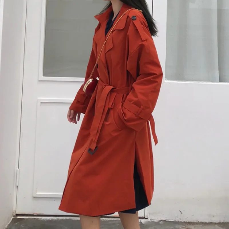 Женское пальто длинное повседневное двубортное красный пояс цвета хаки