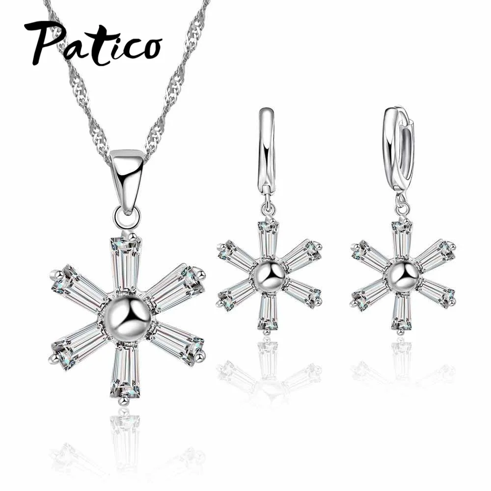 Серьги и ожерелье из серебра 925 пробы с фианитом