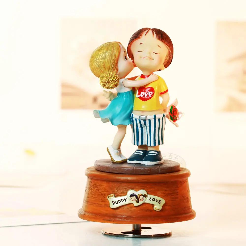 Вращающаяся декорация музыкальная шкатулка подарок на день рождения подруге