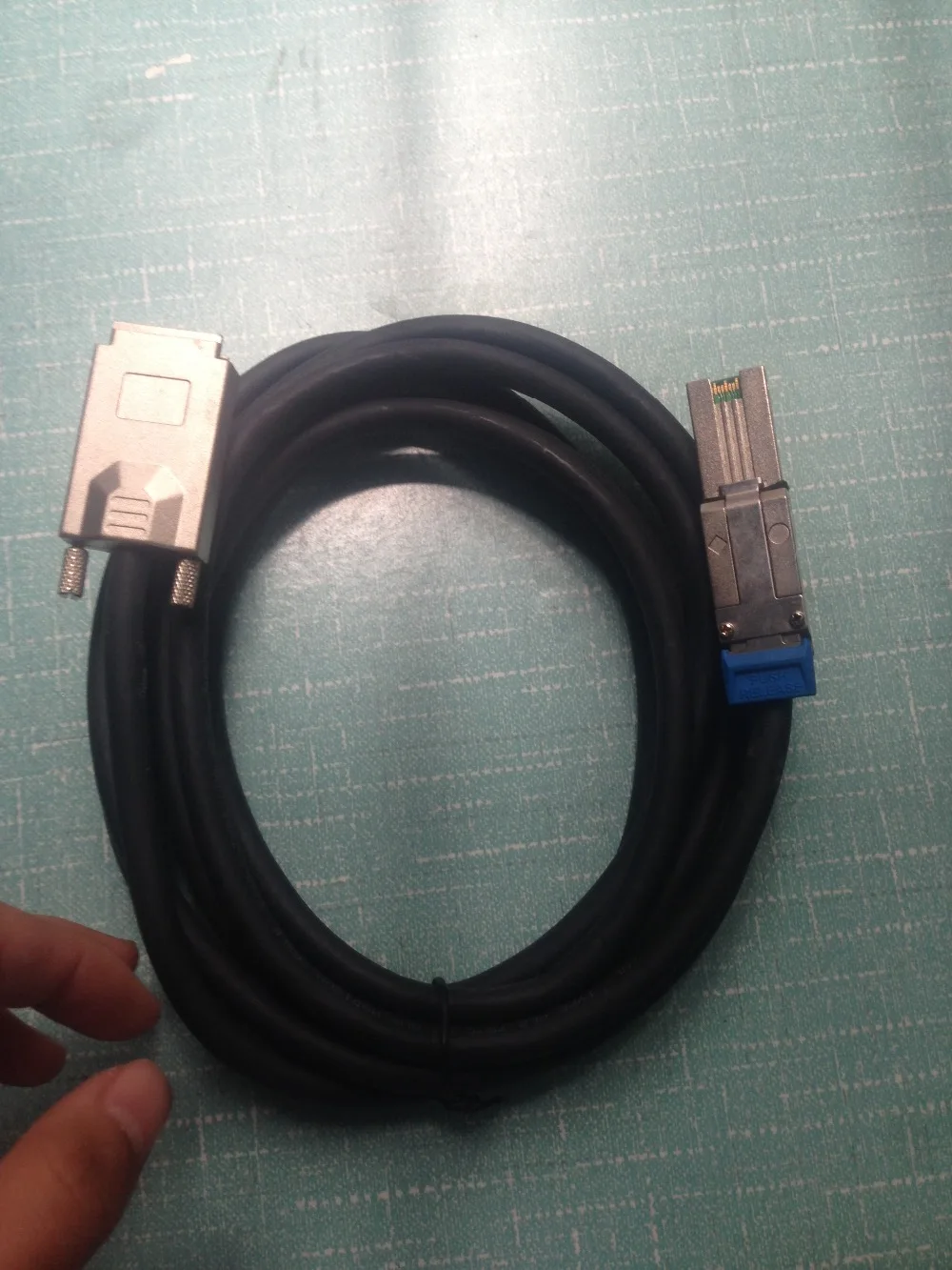 

Кабель Mini-sas SFF-8470 до SFF-8088 3 м Molex Mini SAS 26 до infiniband