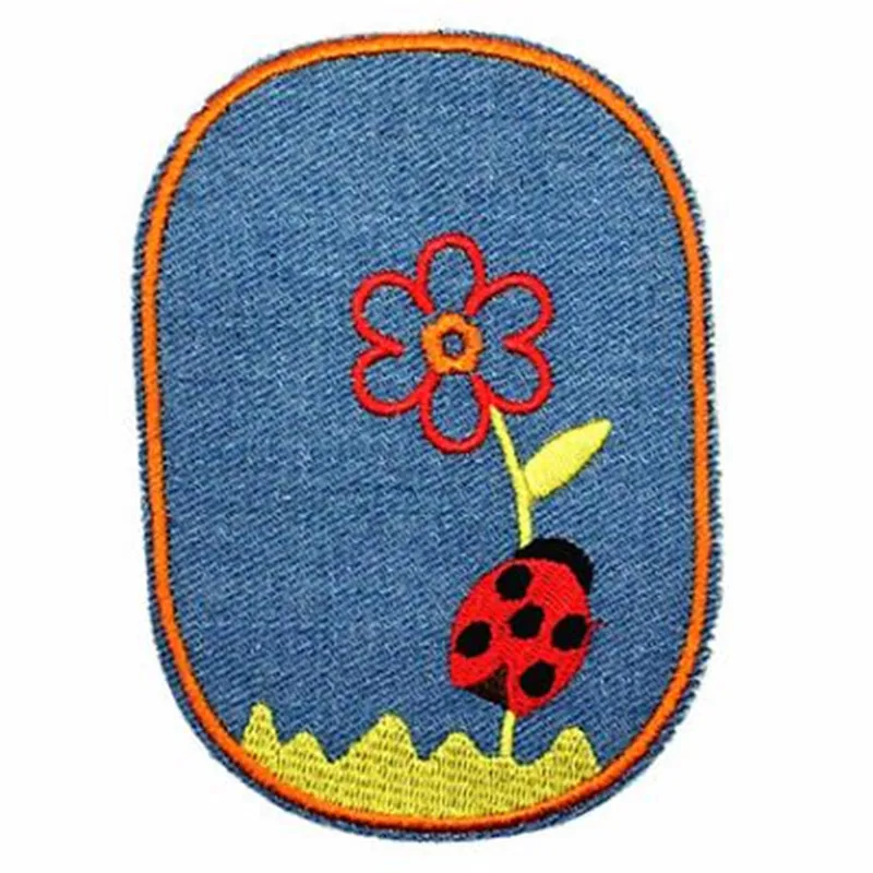 Женская футболка с вышивкой джинсы нашивки божья коровка цветы странные вещи