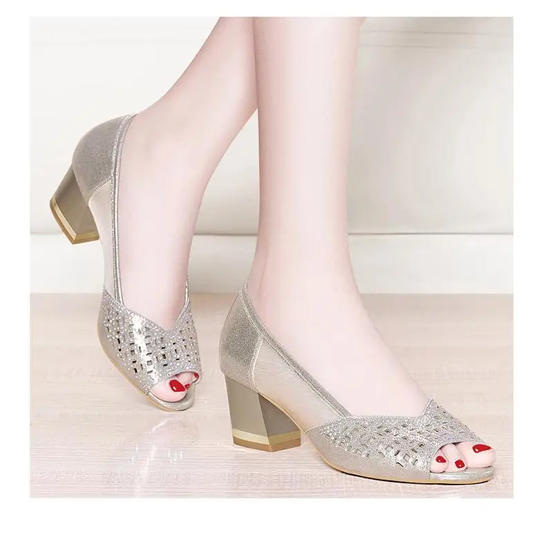 Женские сетчатые сандалии белые дышащие босоножки на толстом каблуке