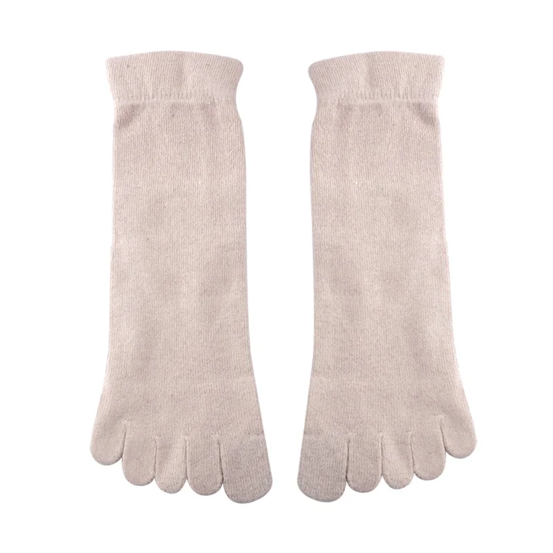 Осенне зимние женские теплые мягкие однотонные шерстяные носки с пятью пальцами - Фото №1