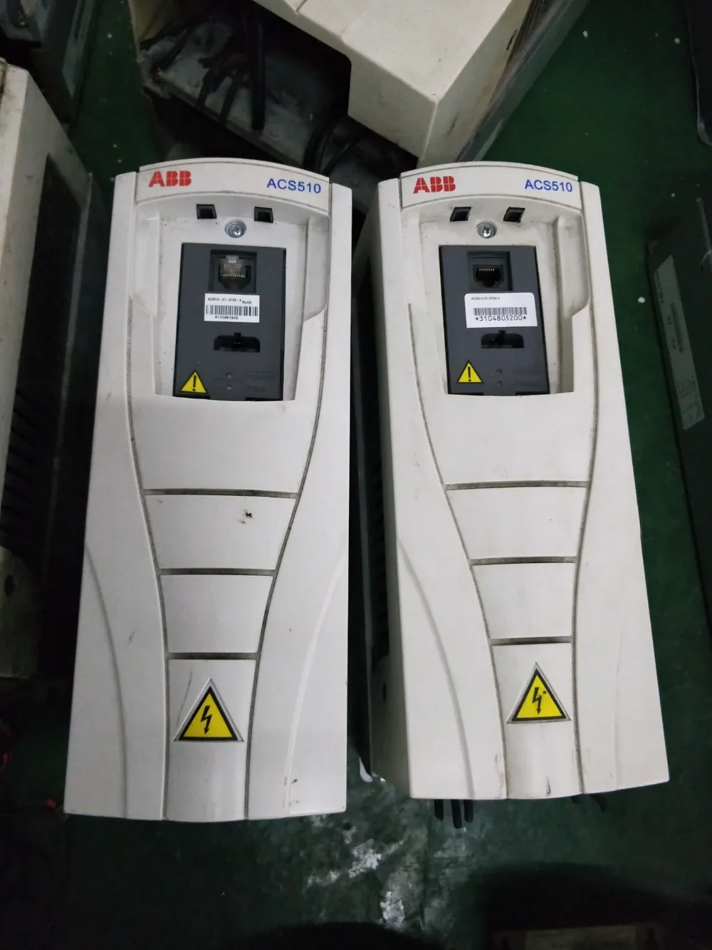 

ACS510-01-07A2-4 inverter Good appearance 90% new ,90 days warranty , in stock free shipping